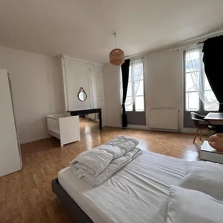 T3 Lumineux - Vieux - Proche Commerces Apartment *